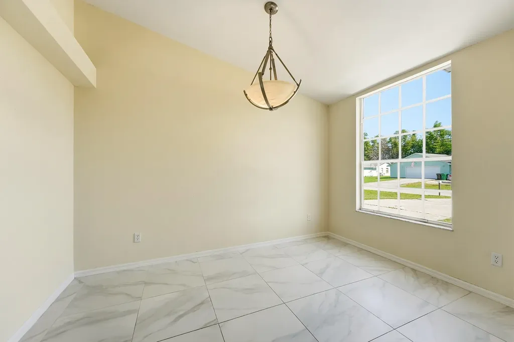 1202 SW Jacqueline Avenue Port St Lucie FL 34953
