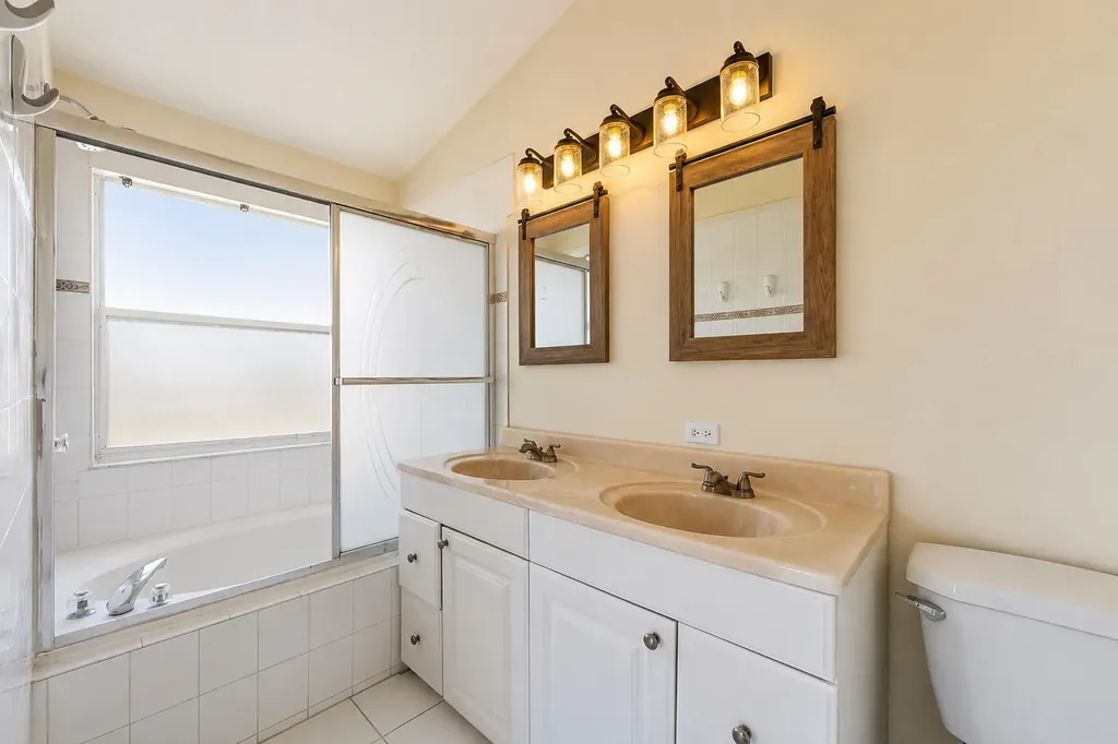 1202 SW Jacqueline Avenue Port St Lucie FL 34953