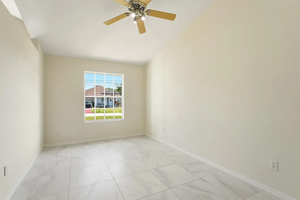 1202 SW Jacqueline Avenue Port St Lucie FL 34953