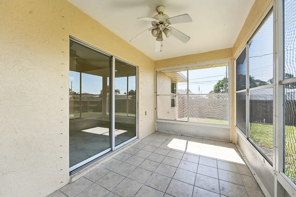 1202 SW Jacqueline Avenue Port St Lucie FL 34953