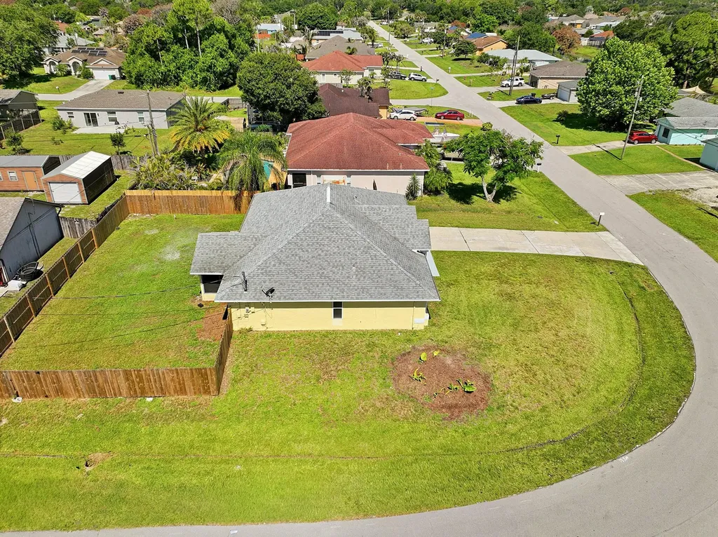 1202 SW Jacqueline Avenue Port St Lucie FL 34953