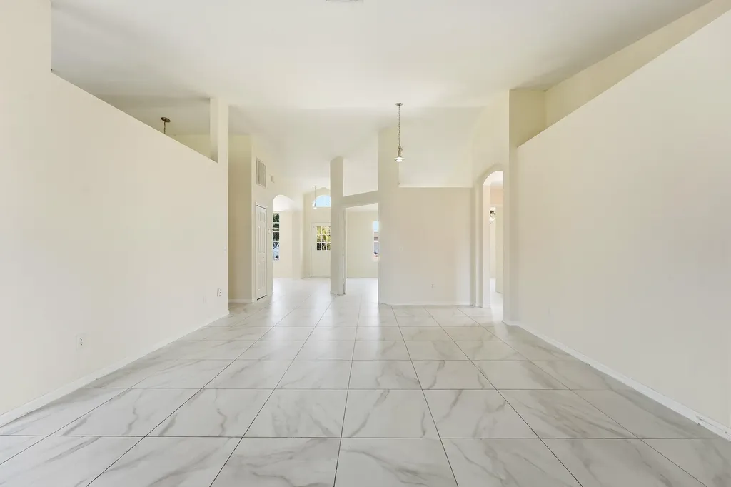 1202 SW Jacqueline Avenue Port St Lucie FL 34953