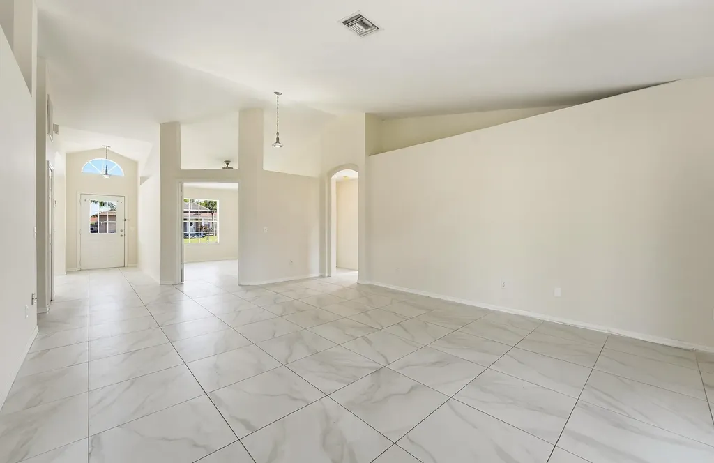 1202 SW Jacqueline Avenue Port St Lucie FL 34953
