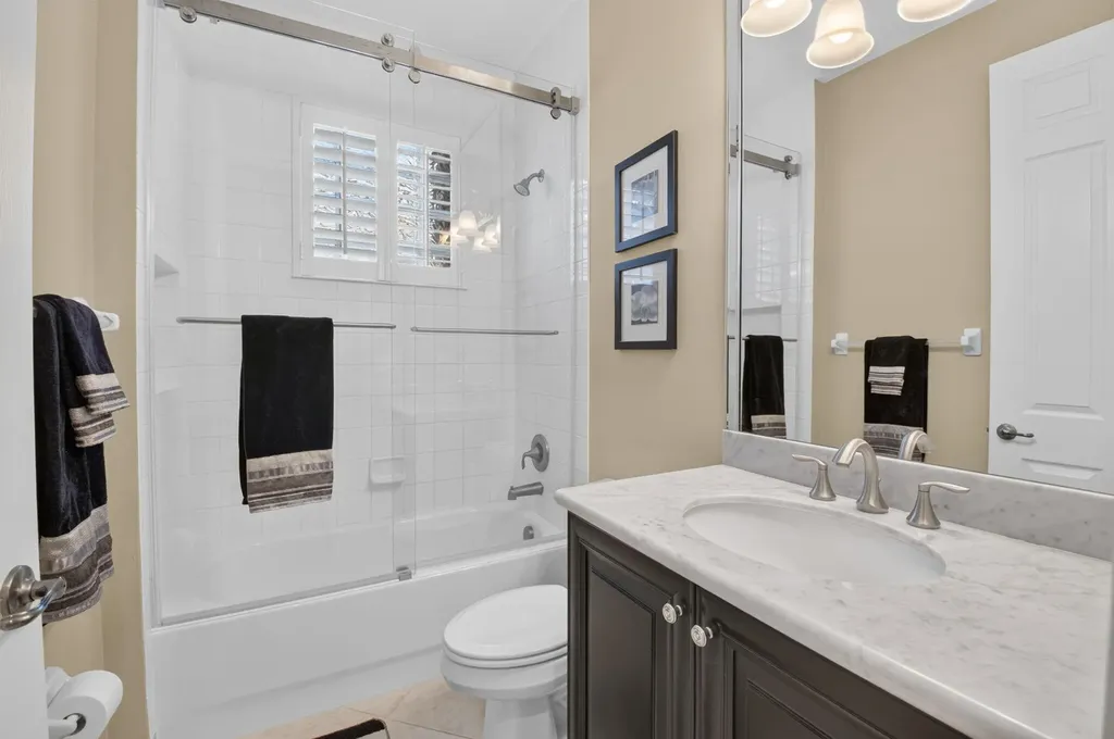 10830 Leaf Bridge Way Boynton Beach FL 33473