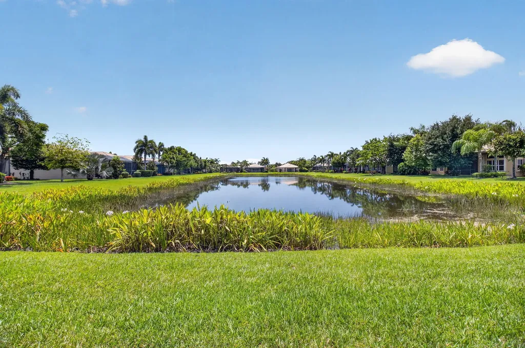 10830 Leaf Bridge Way Boynton Beach FL 33473