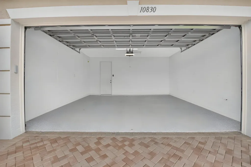 10830 Leaf Bridge Way Boynton Beach FL 33473