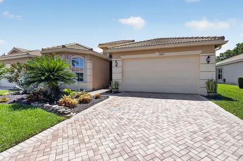 10830 Leaf Bridge Way Boynton Beach FL 33473