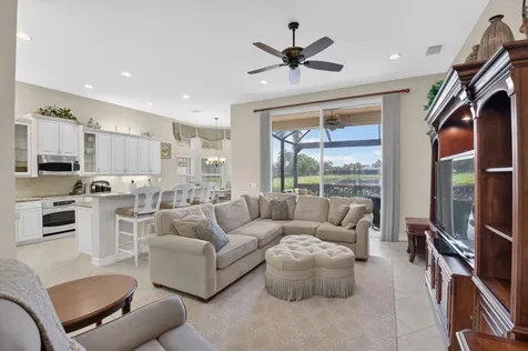 10830 Leaf Bridge Way Boynton Beach FL 33473