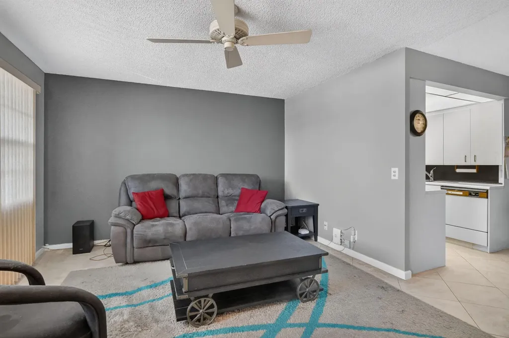 3090 Wolverton E Boca Raton FL 33434