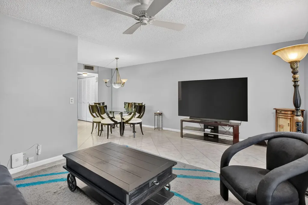3090 Wolverton E Boca Raton FL 33434