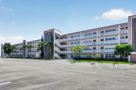 3090 Wolverton E Boca Raton FL 33434