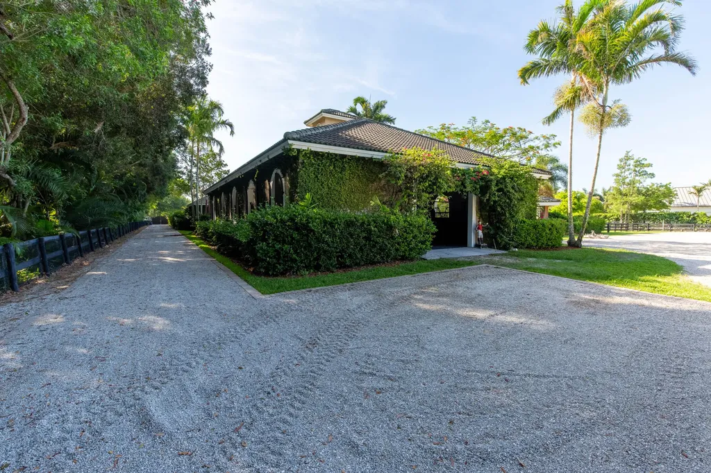 2583 Appaloosa Trail Wellington FL 33414