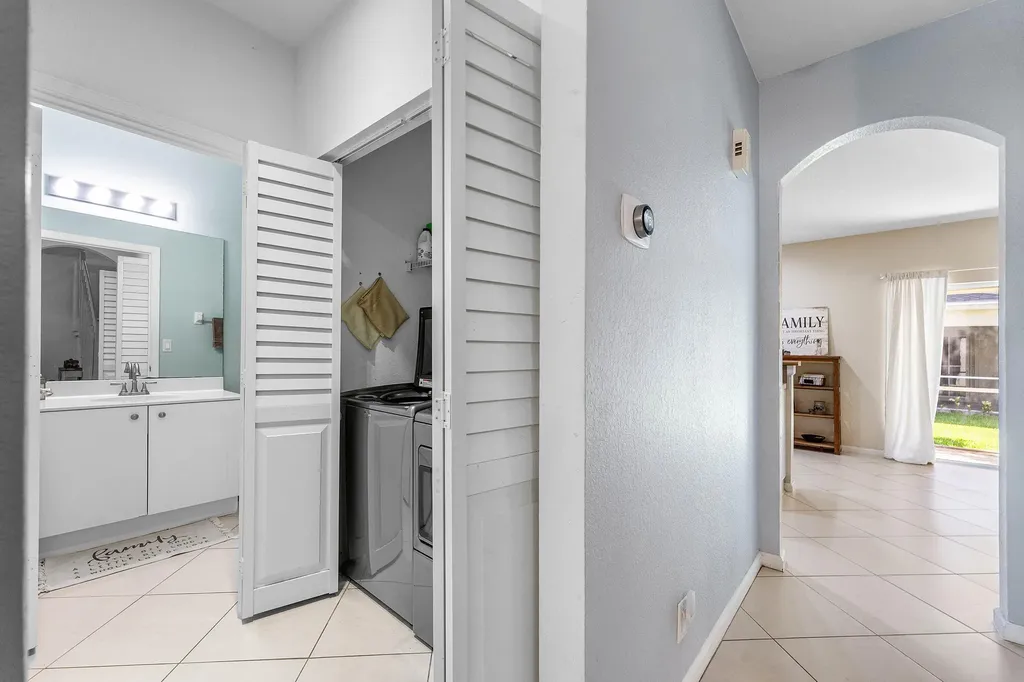 331 Spruce Street Boynton Beach FL 33426