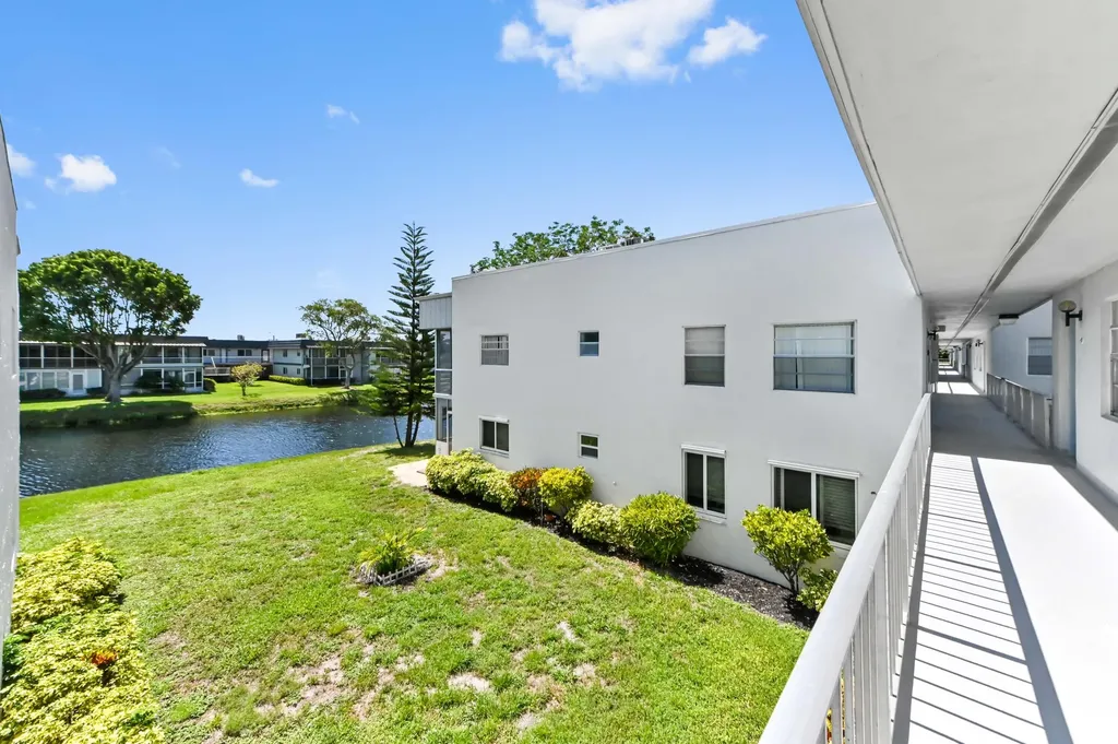 426 Saxony I Delray Beach FL 33446
