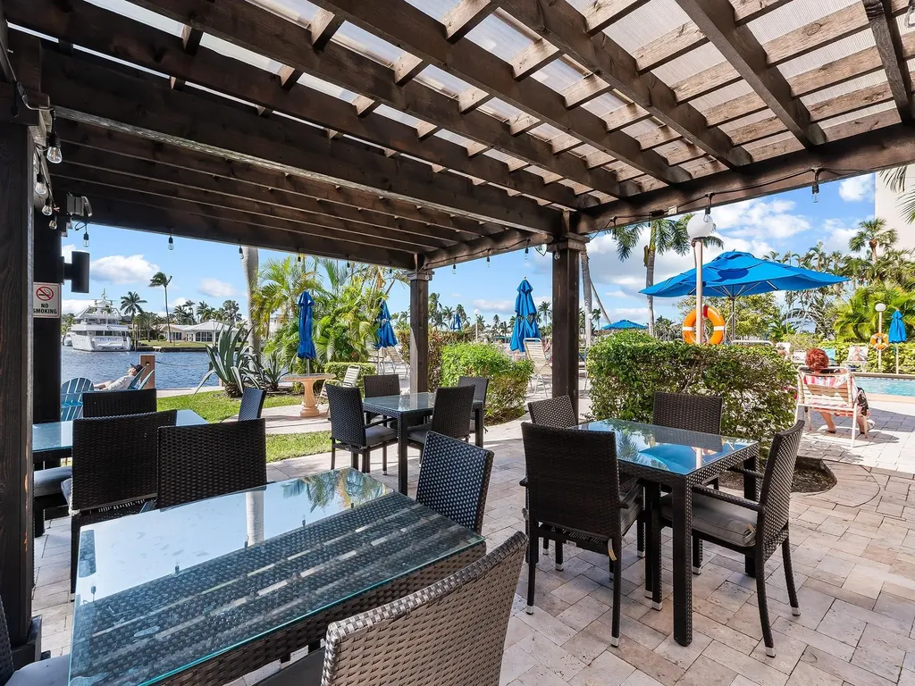 3233 NE 34th Street Fort Lauderdale FL 33308