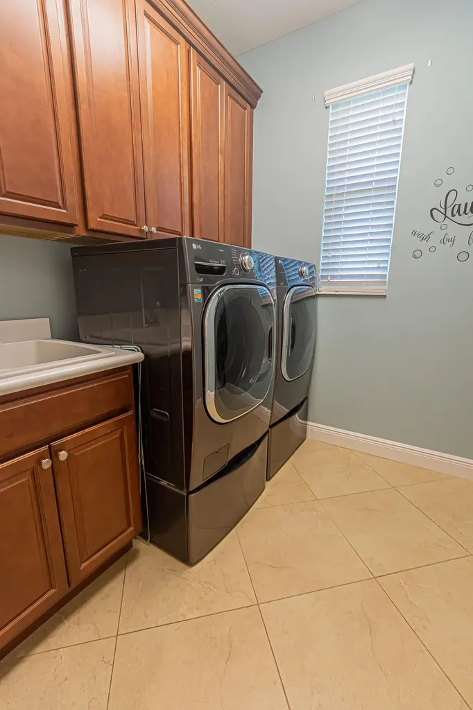 9612 SW Gum Tree Court Port St Lucie FL 34987