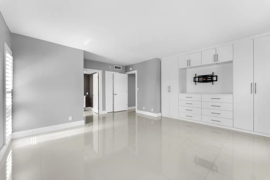 3200 N Palm Aire Drive Pompano Beach FL 33069