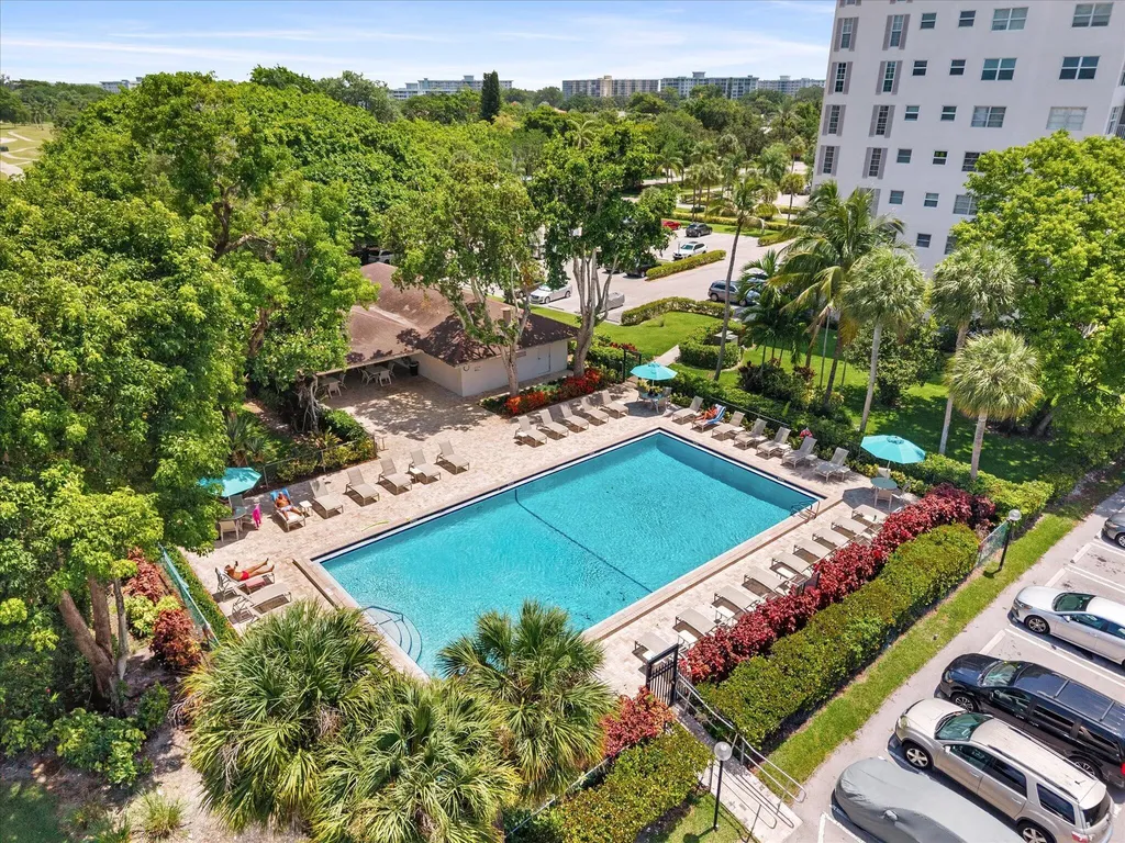 3200 N Palm Aire Drive Pompano Beach FL 33069