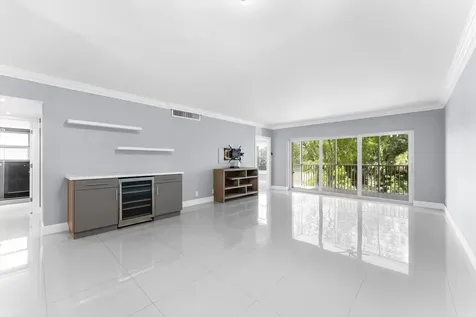 3200 N Palm Aire Drive Pompano Beach FL 33069