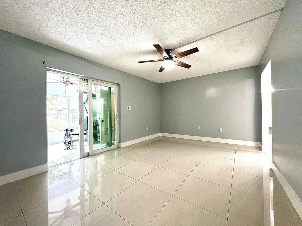 7450 NW 17th Street Plantation FL 33313