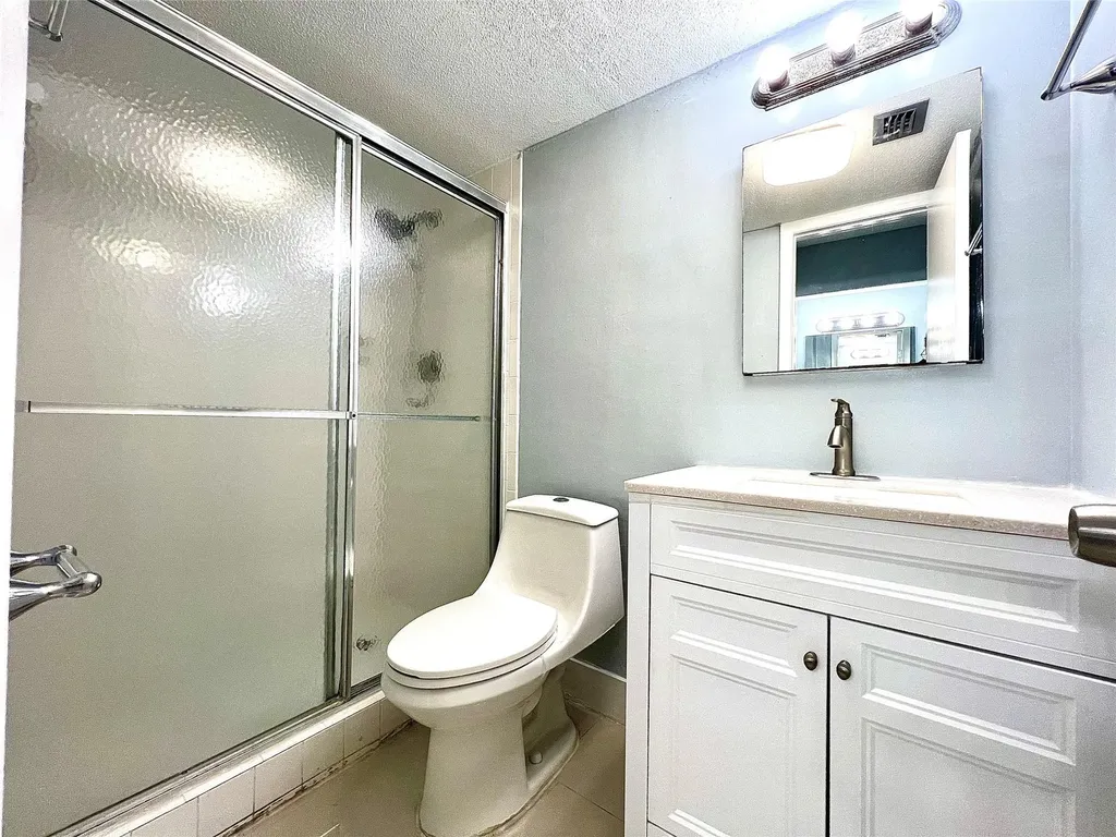 7450 NW 17th Street Plantation FL 33313