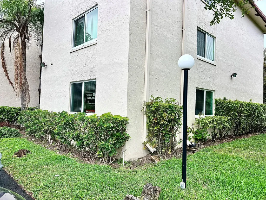 7450 NW 17th Street Plantation FL 33313