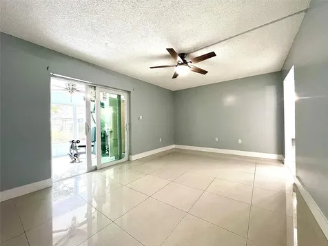 7450 NW 17th Street Plantation FL 33313