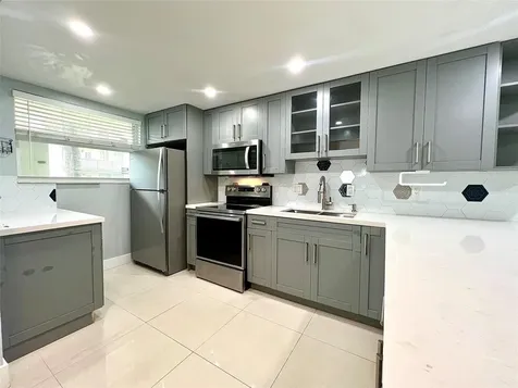 7450 NW 17th Street Plantation FL 33313