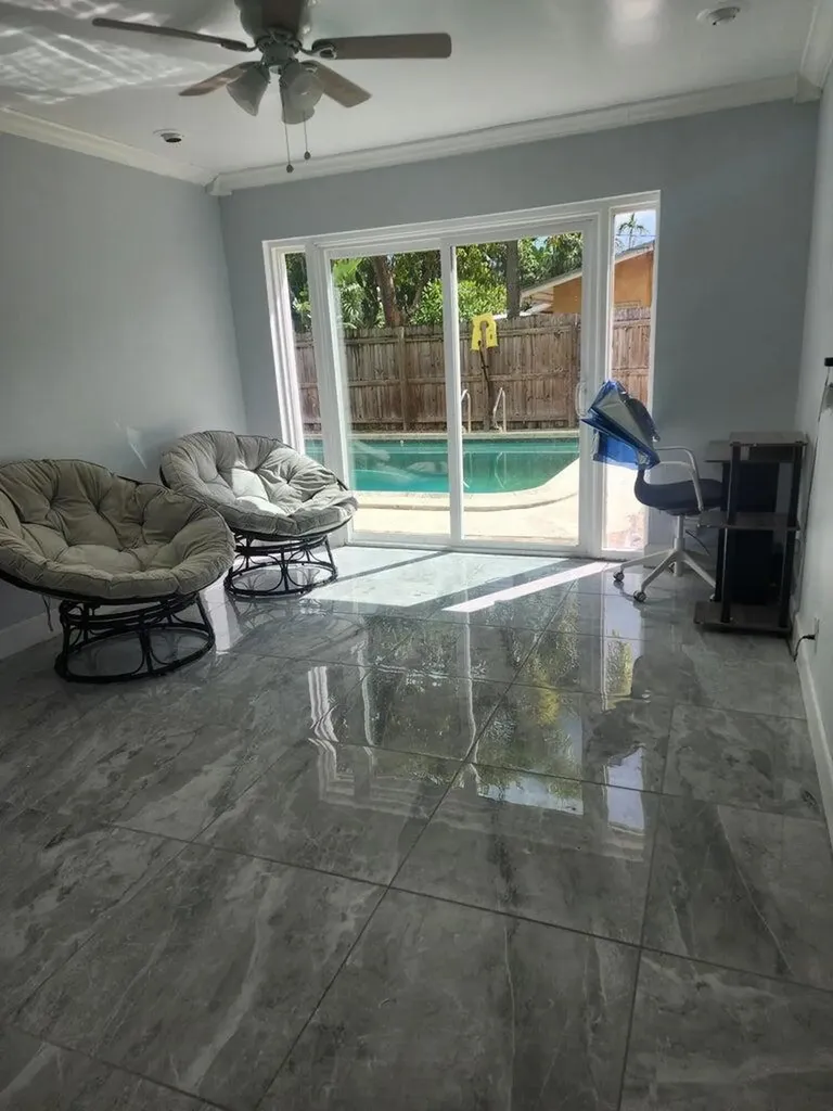 XX81 SW 16th Street Fort Lauderdale FL 33312