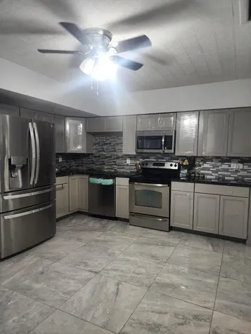 XX81 SW 16th Street Fort Lauderdale FL 33312