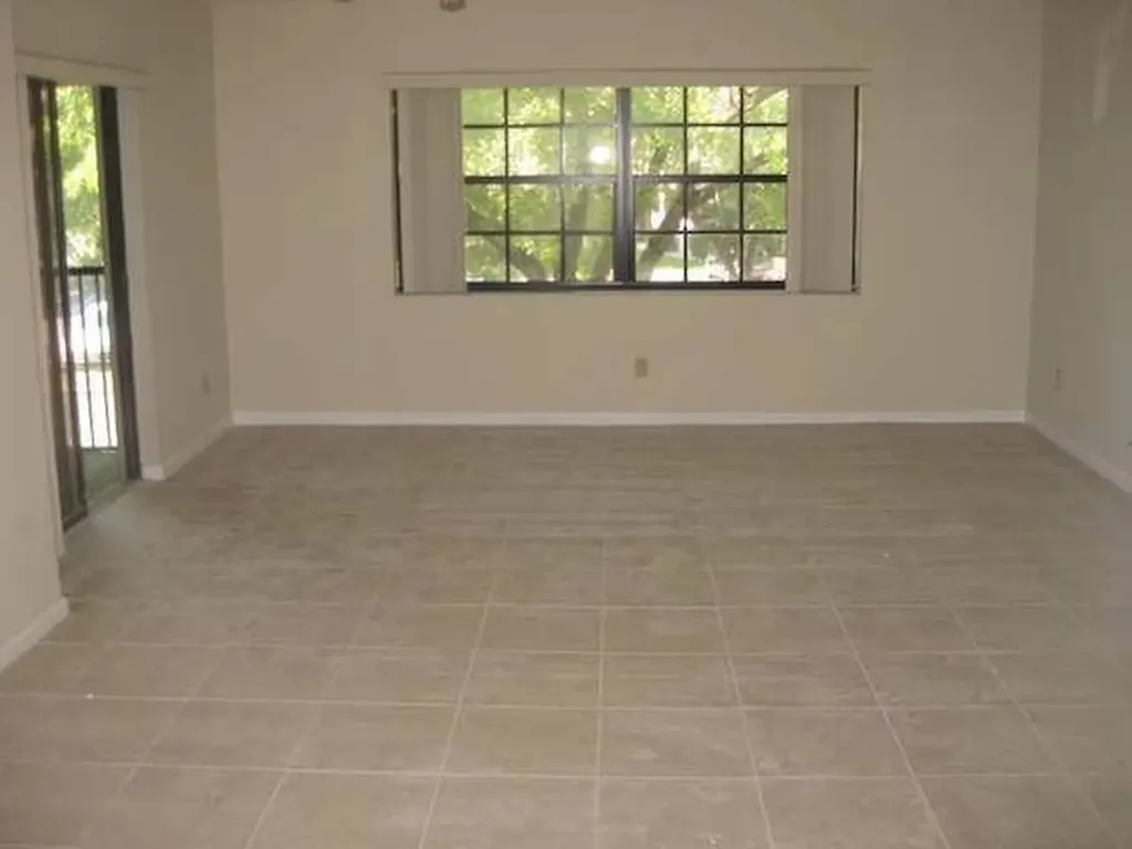 3665 NW 94th Avenue Sunrise FL 33351