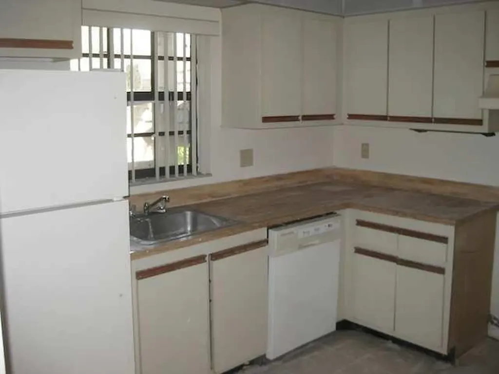 3665 NW 94th Avenue Sunrise FL 33351