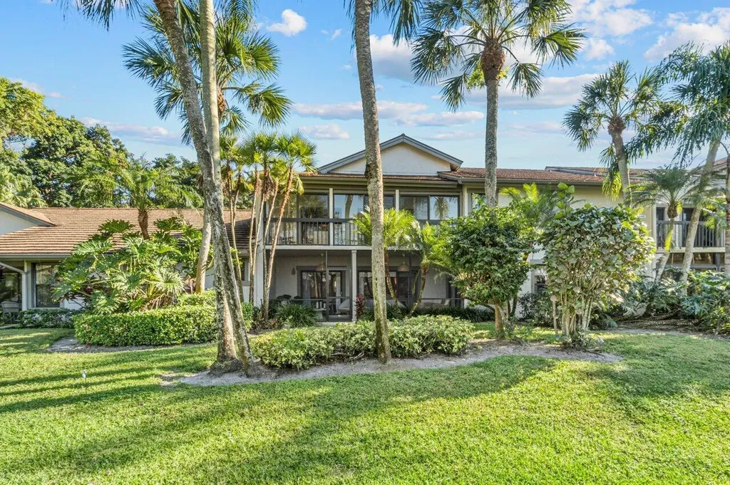 11223 Pond View Drive Wellington FL 33414