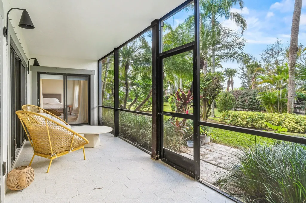 11223 Pond View Drive Wellington FL 33414