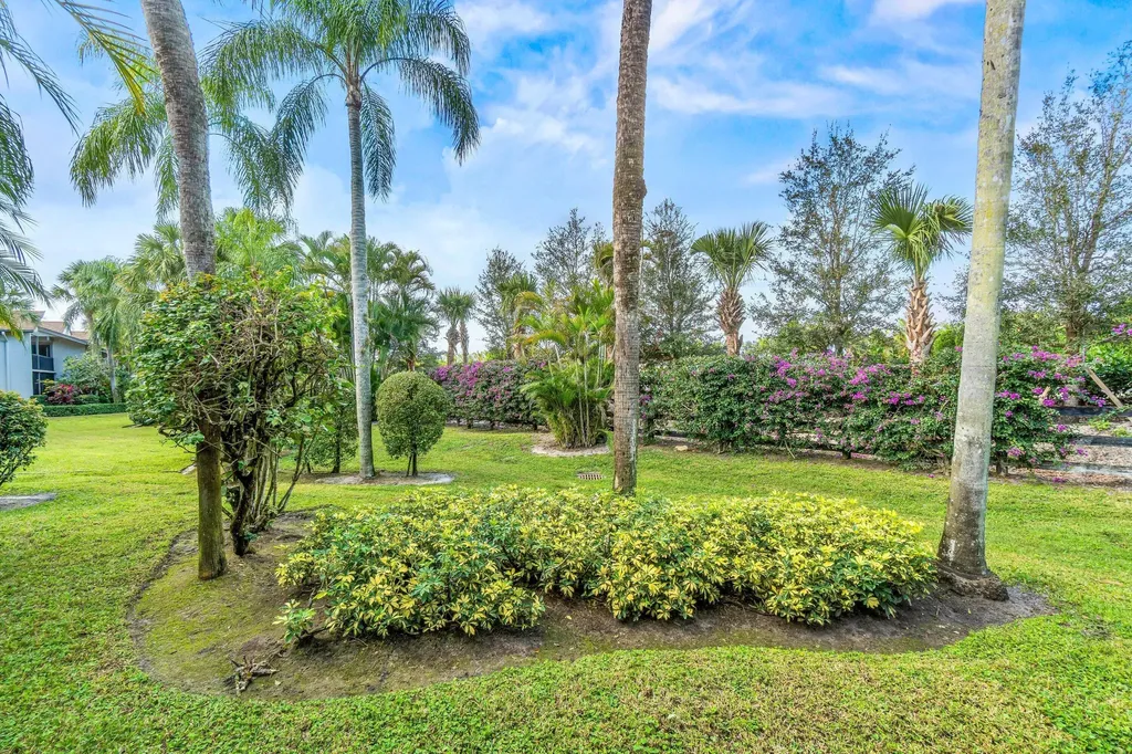 11223 Pond View Drive Wellington FL 33414