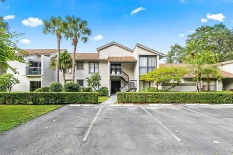 11223 Pond View Drive Wellington FL 33414