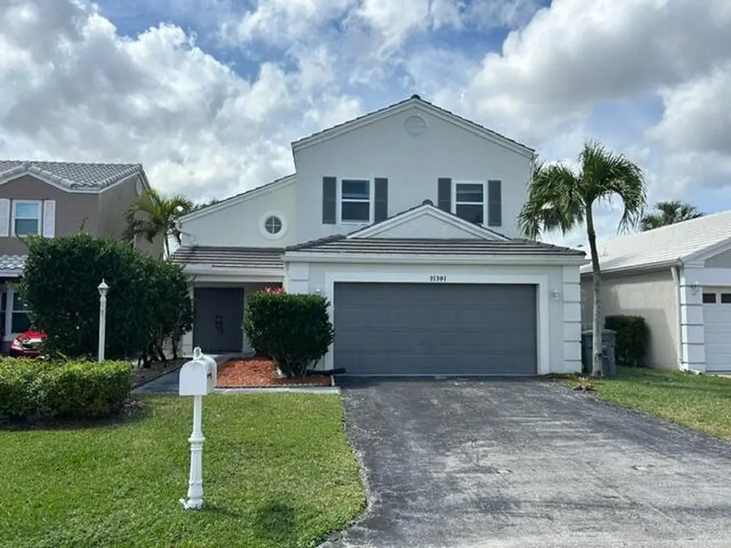 21391 Millbrook Court Boca Raton FL 33498
