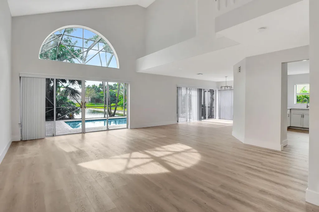 21391 Millbrook Court Boca Raton FL 33498