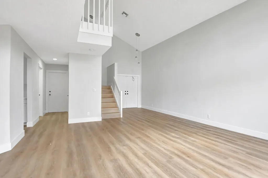 21391 Millbrook Court Boca Raton FL 33498