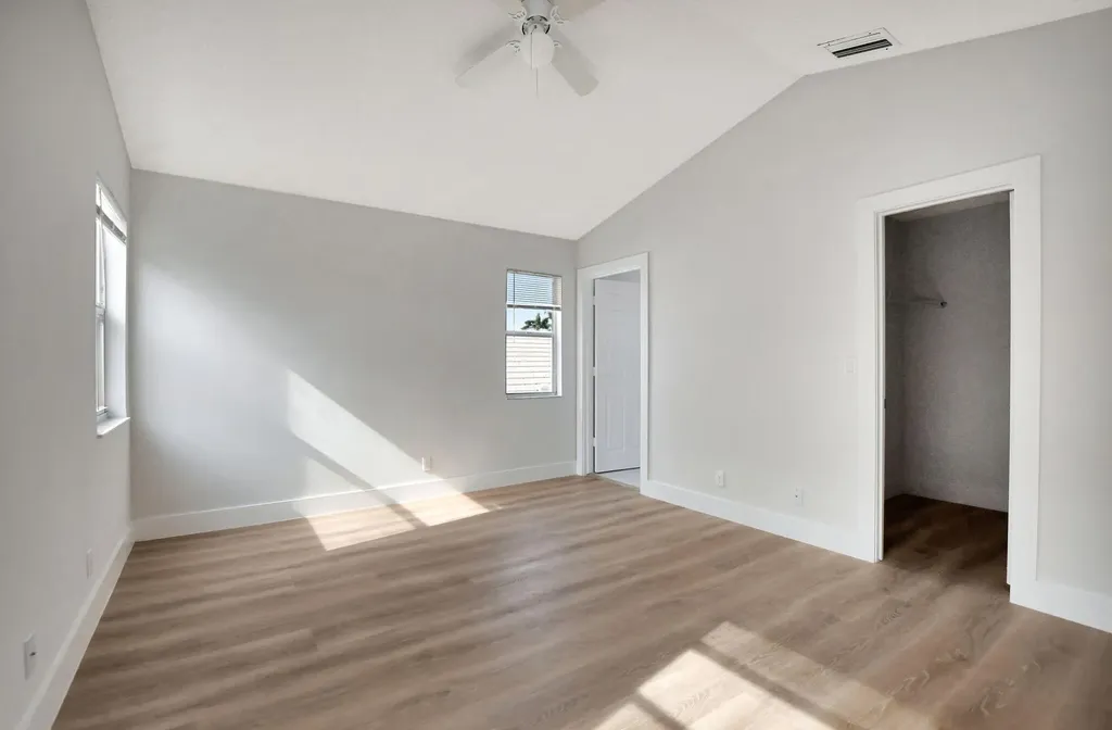 21391 Millbrook Court Boca Raton FL 33498