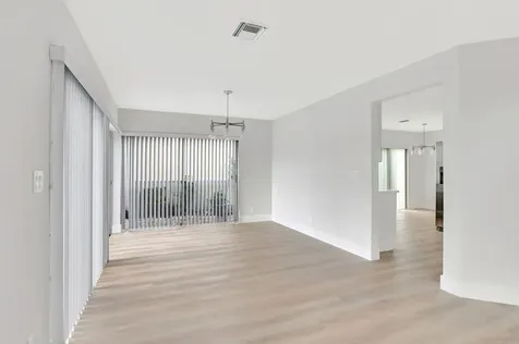 21391 Millbrook Court Boca Raton FL 33498