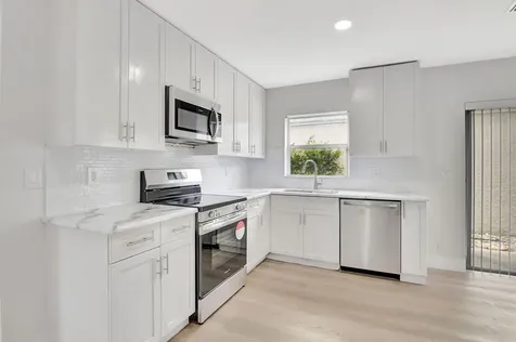 21391 Millbrook Court Boca Raton FL 33498