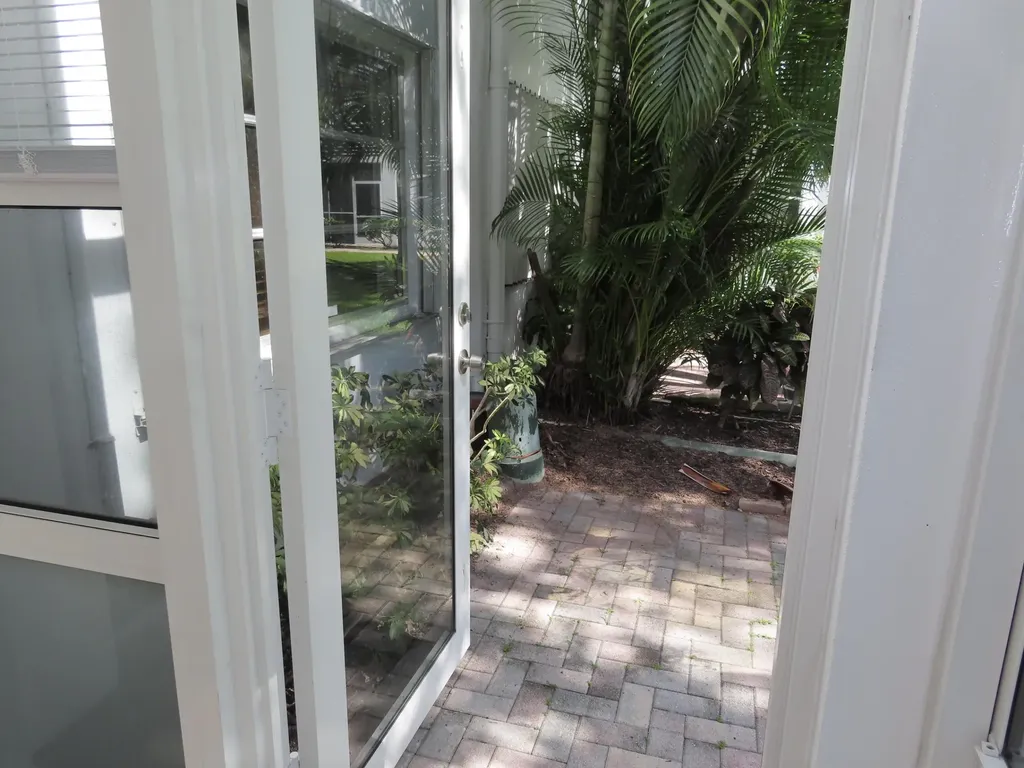 1501 S Ocean Boulevard Lauderdale By The Sea FL 33062