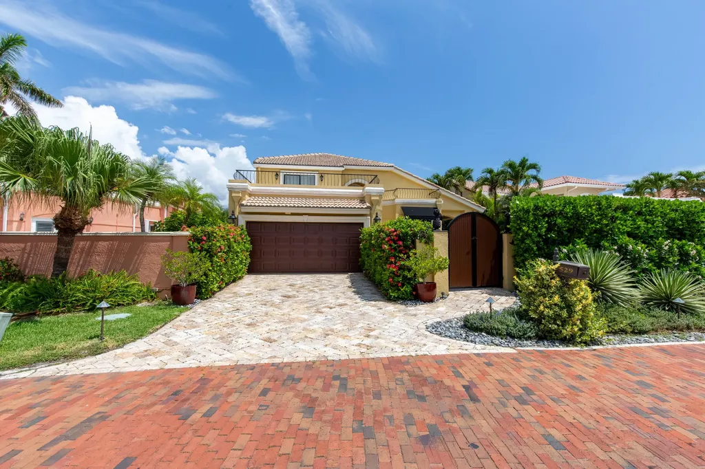 Delray Beach FL, 529 Pelican Way