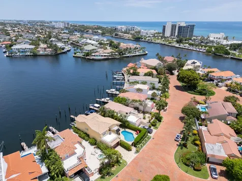 529 Pelican Way Delray Beach FL 33483