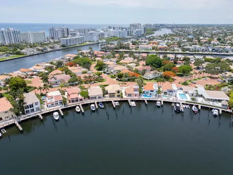 529 Pelican Way Delray Beach FL 33483