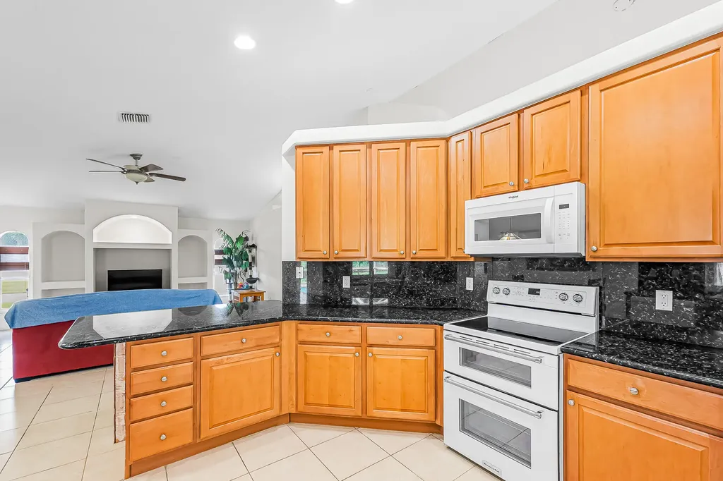 524 SE Nome Drive Port St Lucie FL 34984