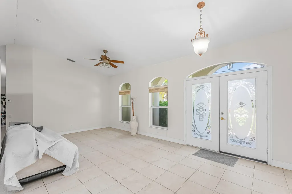 524 SE Nome Drive Port St Lucie FL 34984