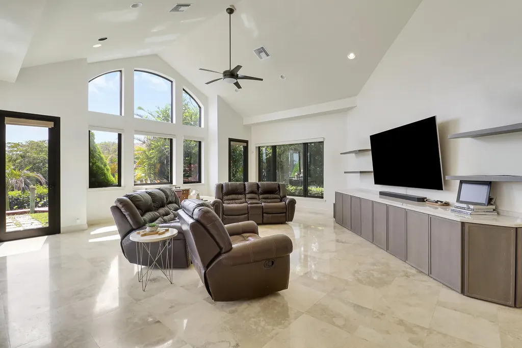 18989 SE Windward Island Lane Jupiter FL 33458