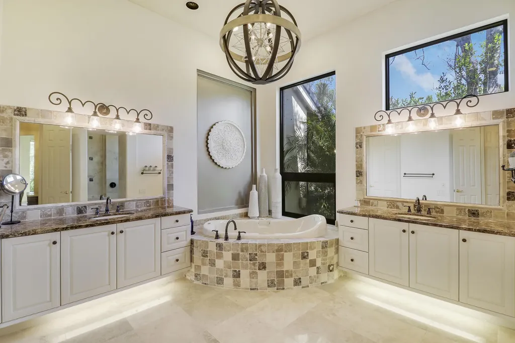 18989 SE Windward Island Lane Jupiter FL 33458